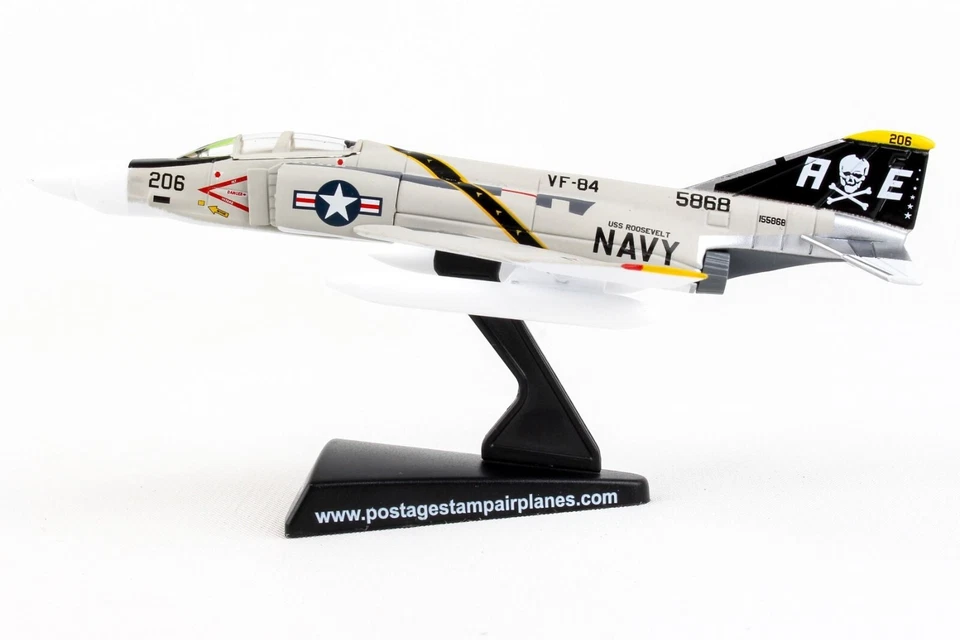F-4 (F-4B) Phantom II - VF-84 Jolly Rogers, US NAVY - 1/155 Scale Diecast Model - Image 4 of 4