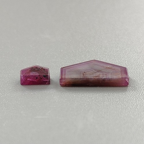 Rosemary Pink Sapphire Flat Slice Loose Gemstone Uneven Shape 2pcs For Jewelry - Imagen 2 de 13