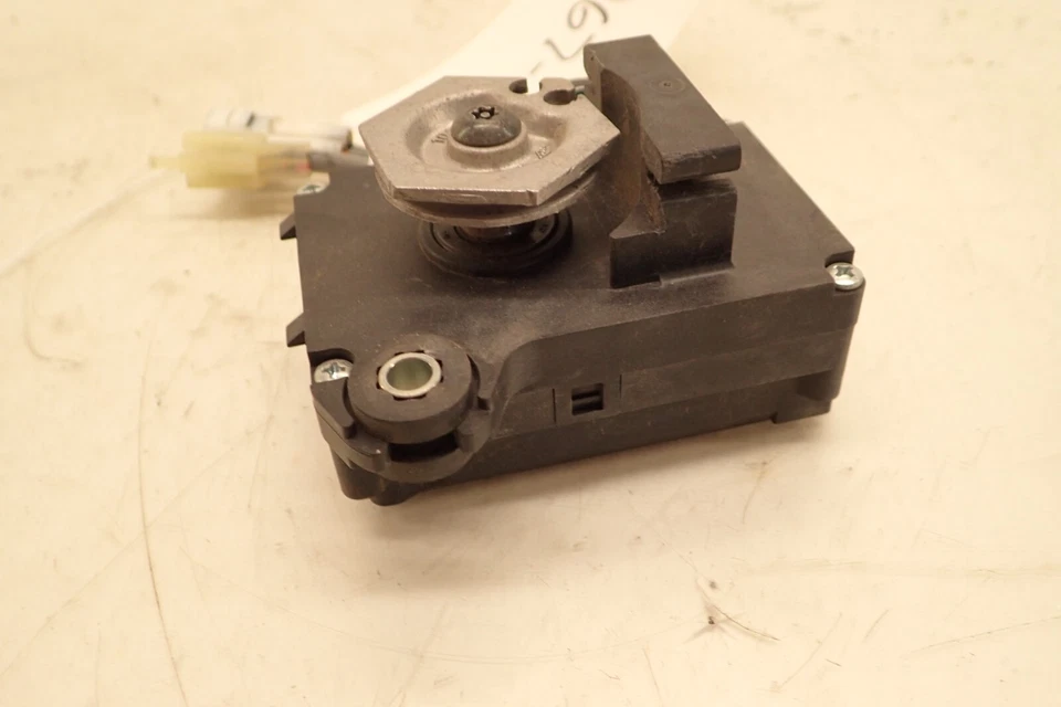 13 14 15 16 Kawasaki Z800 ZR800 800 exhaust valve servo Foto 4 de 4