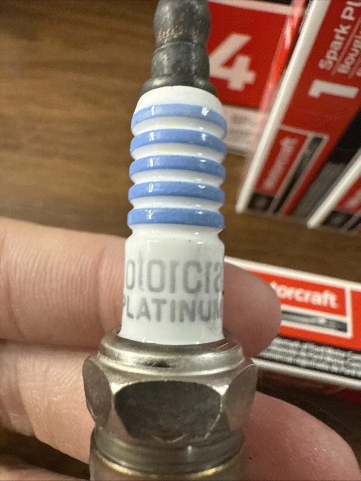 Juego de clavijas de chispa Dble Plat SP541A FABRICANTE DE EQUIPOS ORIGINALES (4) para Ford Mazda Mercury Lincoln Foto 2 de 3