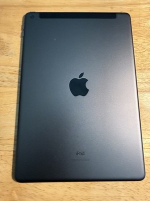 Apple iPad 9th Gen - 64GB - WiFi+4G LTE Cellular + Apple Smart