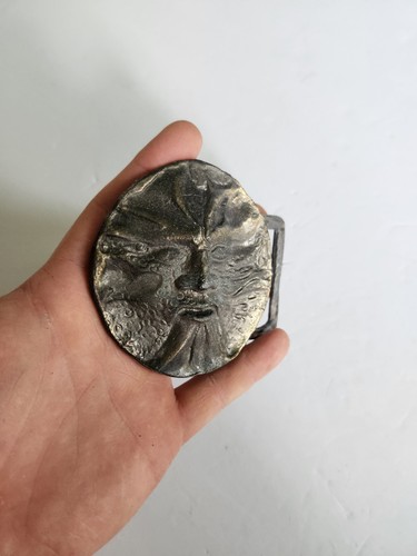 Vintage 70s Man's Face Belt buckle Brass - Picture 3 of 5