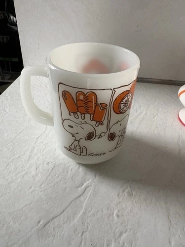 Vtg 1958 Snoopy Fire King Coffee Mug Milk Glass Schulz Sweet Dreams Treat Mug