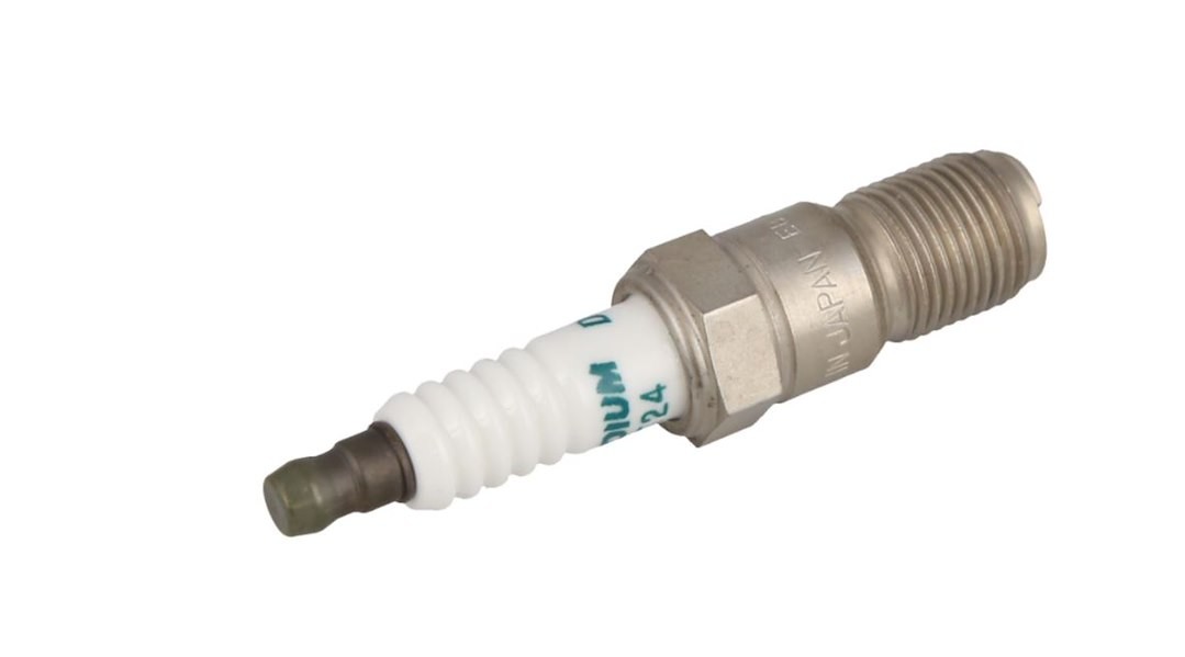 DENSO IRIDIUM SPARK PLUG- 5328