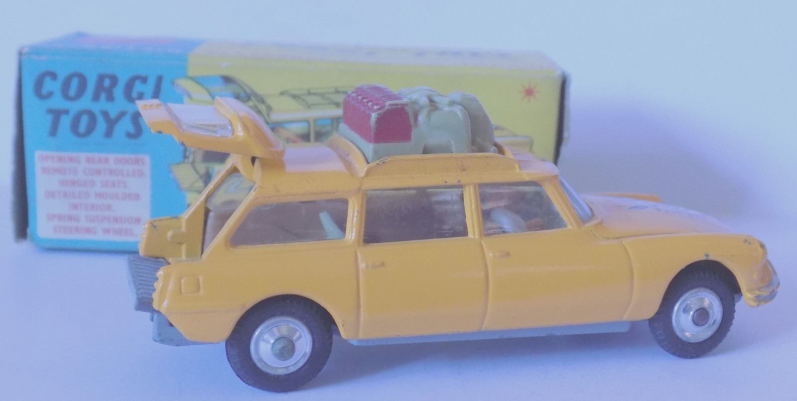 corgi 436, Citroen Safari ID 19 - Free Price Guide & Review