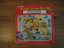 Gets Eaten: A Book About Food Chains( The Magic School Bus)