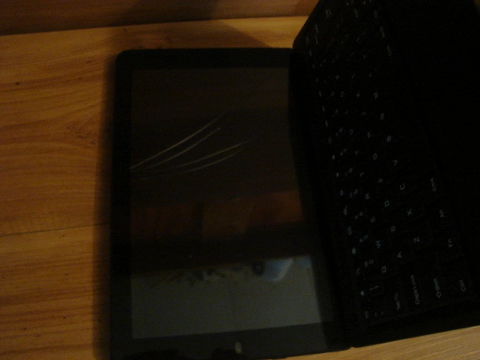 RCA Cambio Notebook / tablet Parts Only - Image 3 of 4