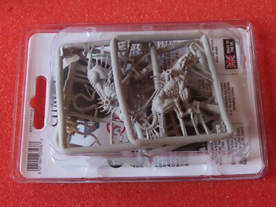 WARHAMMER 40K DARK Eldar Drukhari Khymera Resin Fine Cast X8 OOP Warp Beasts EUR 37,08 - FR
