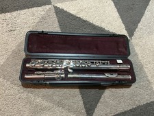 Yamaha 211 Flute with Hard Case Good Condition