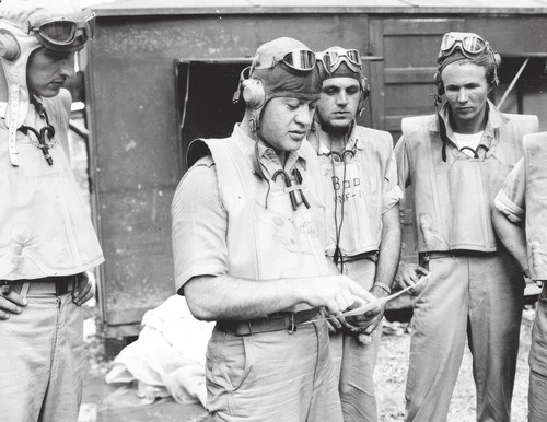 GREGORY "PAPPY" BOYINGTON WW2 CORSAIR F4U COMBAT PILOT 8.5X11 PHOTO