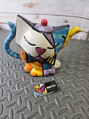 Romero Britto - Happy Cat Teapot -Retired - Vintage 2011 - Used