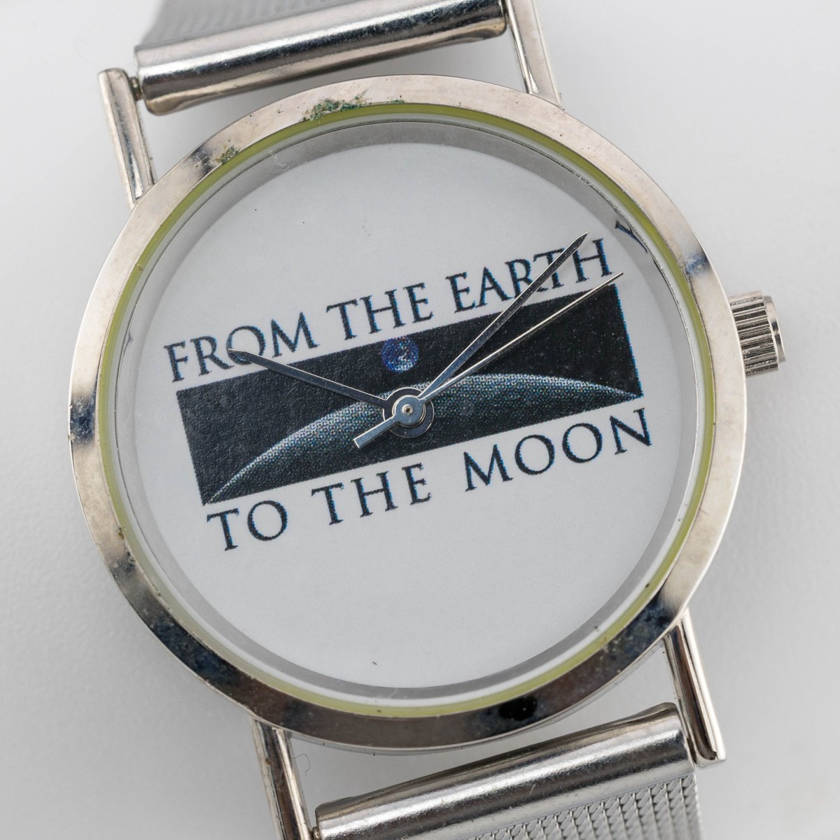 SWEDA "From The Earth to The Moon" Quartz Analog Women's Watch New Battery View 2