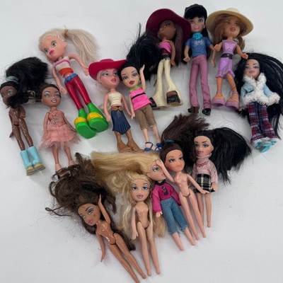 Bratz Doll Mini Lot of 14 Assorted Characters Y2K Fashion Dolls Clothes Shoes
