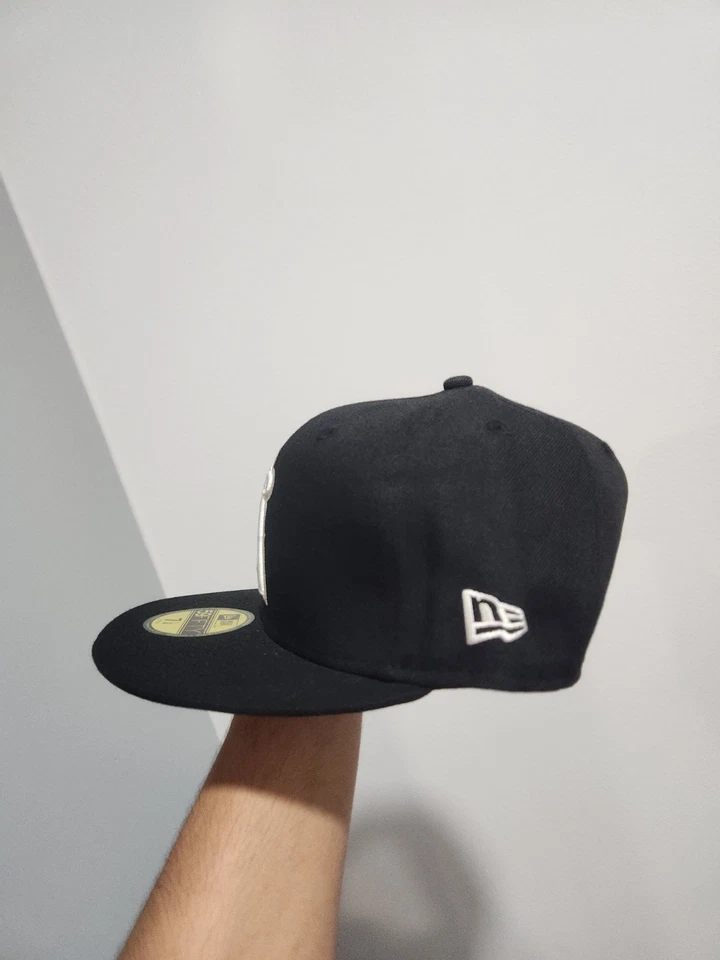 Anaheim Angels MLB Fashion New Era 59FIFTY Fitted Cap 5950 Black/White Sz 7 1/4 - Image 4 of 4