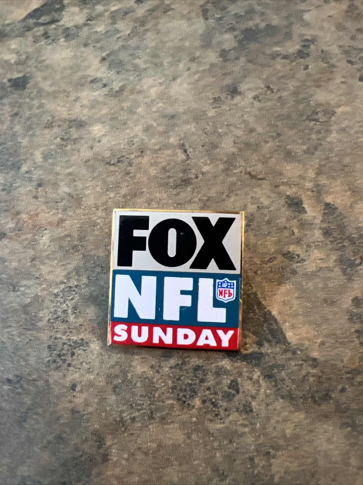 FOX NFL SUNDAY PIN