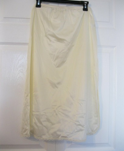 Sliperfection Half Slip Size XL 14 16 Antron Nylon Non Cling Cream Lace Slit - Picture 6 of 6
