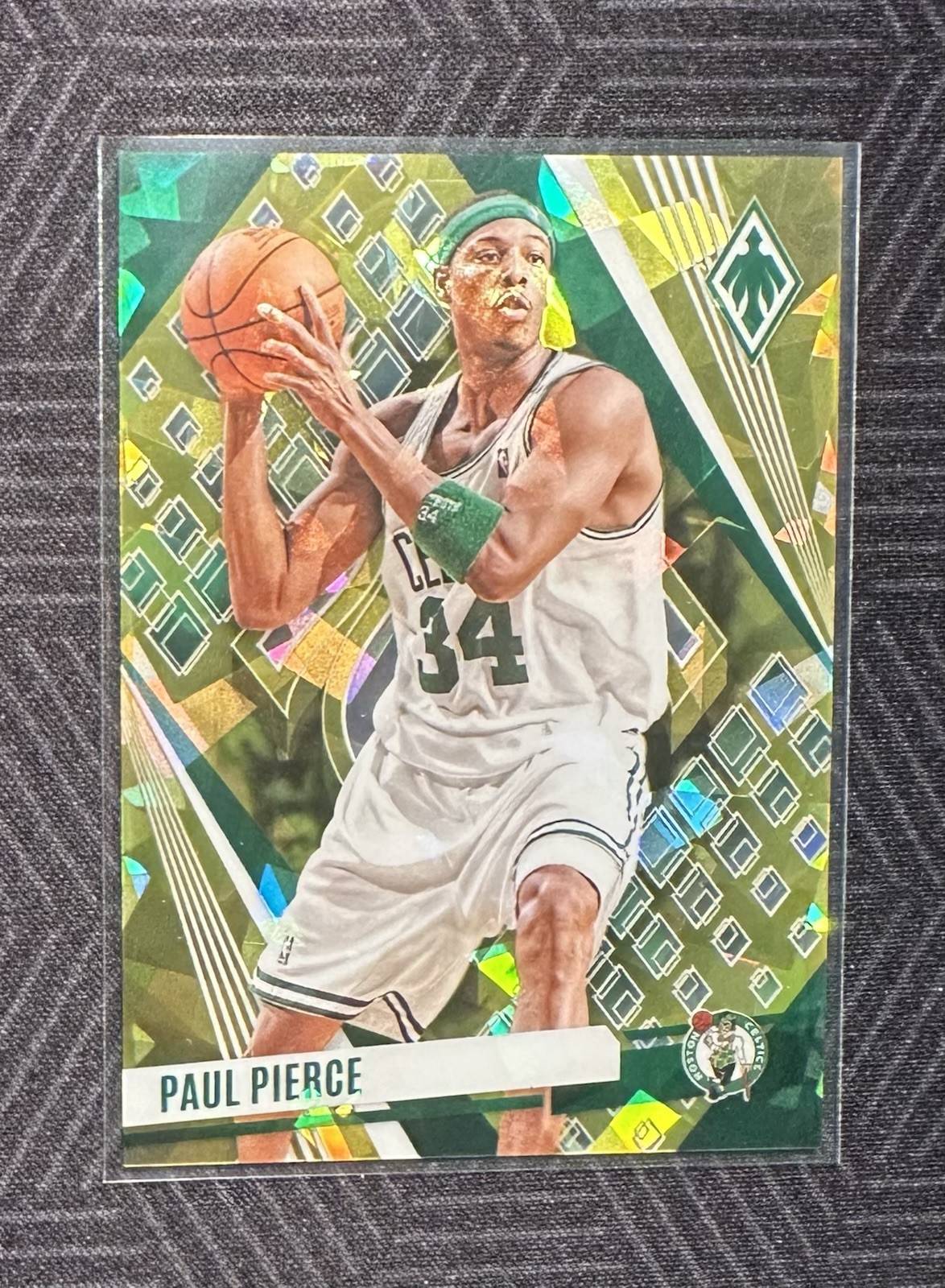 2023-24 Panini Phoenix #47 Paul Pierce Yellow Ice /175 Boston Celtics