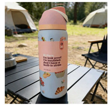 32oz Owala FreeSip Water Bottle Urban Outfitters Macaroon Blue Picnic Prep Gift