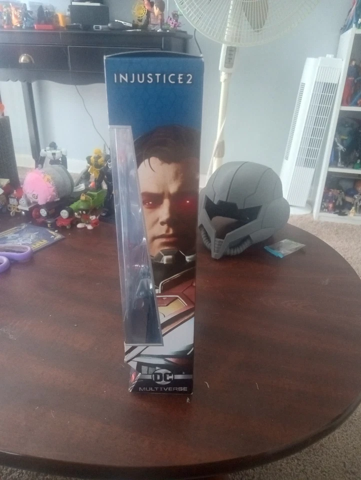 DC Multiverse Injustice 2 Superman Metal Platino Colección Sellado/NUEVO Foto 2 de 3