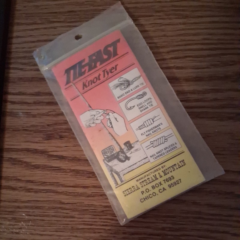 * NEW*   USA Sierra Stream & Mountain Tie-Fast Knot Tyer Fishing Tool