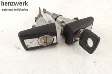 Mercedes W124 Mopf1 2x Schließzylinder Tür links rechts 1x Schlüssel ?? Mercedes W124 Mopf1 2x Schließzylinder Tür links rechts 1x Schlüssel ??