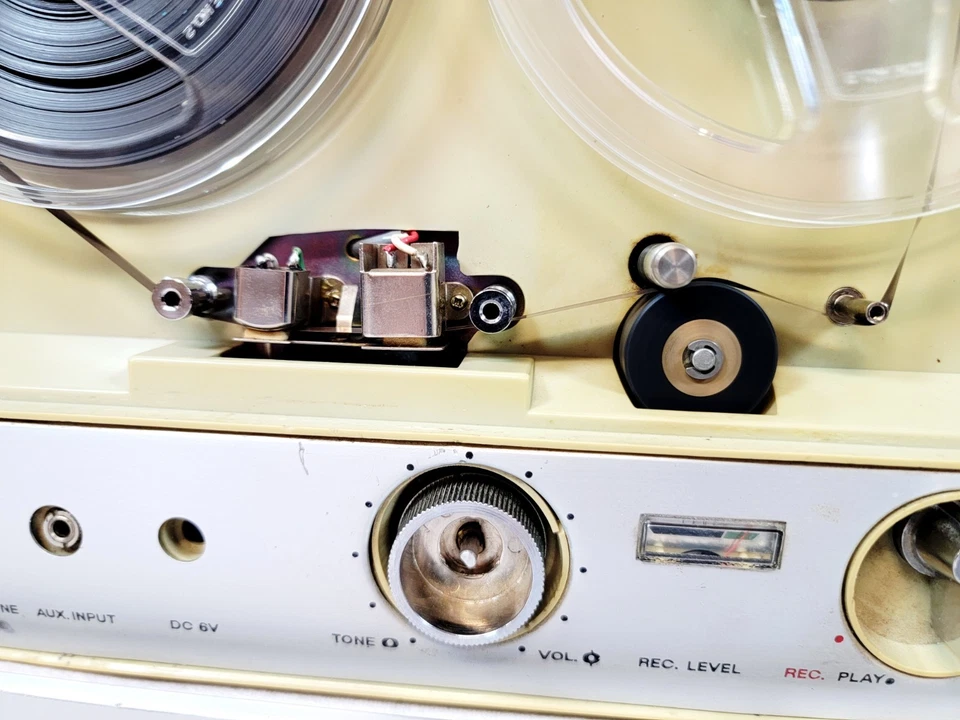 Vintage Mercury All Transistor Gravador de Fita Portátil TR-3500 com Microfone LEIA - Imagem 4 de 4