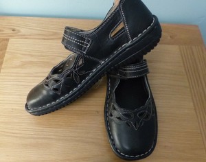 loretta mary jane shoes