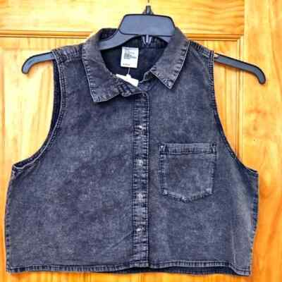 NWT H&M Dark Denim Acid Wash Button Down Sleeveless Vest