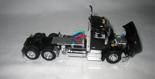 1/64 Cab DCP 182 579 Pete Day Cab (Black) - Picture 3 of 3