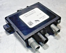 Range Rover L322 RADIO ANTENNA AERIAL AMPLIFIER AMP XUO000010 (02-09)