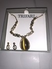 Vintage Jewelry Trifari Set Collectible Necklace Earrings Gold Tone — photo 1