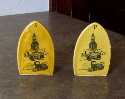 Salt Pepper Shakers Steam or Sad Iron Advertising Pioneer Village Minden Neb. 