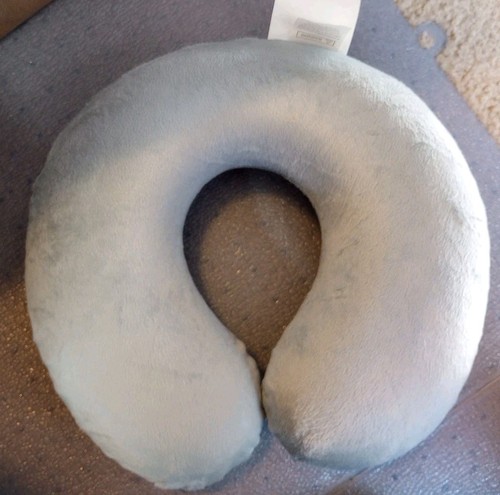 Microfiber memory foam neck travel pillow removeable cover