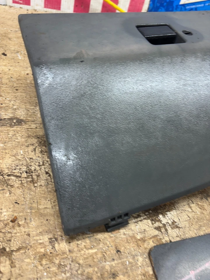 1987 1991 Ford f150 f250 f350 Bronco 1988 89 91 Glove Storage Box Door PROJECT - Image 2 of 4