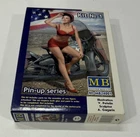 MB #*24001 Marylin 1:24 Scale LR-RG