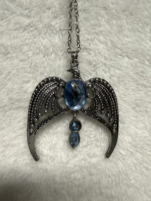 Fashion 18D Blue Crystal Winged Bird Pendant Necklace Gunmetal Tone Gothic