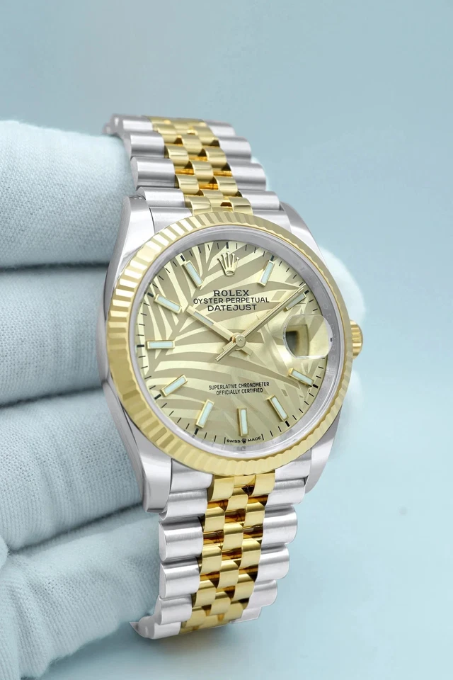 Reloj Rolex Datejust 2023 36 mm esfera dorada palma dos tonos Jubilee Foto 4 de 4