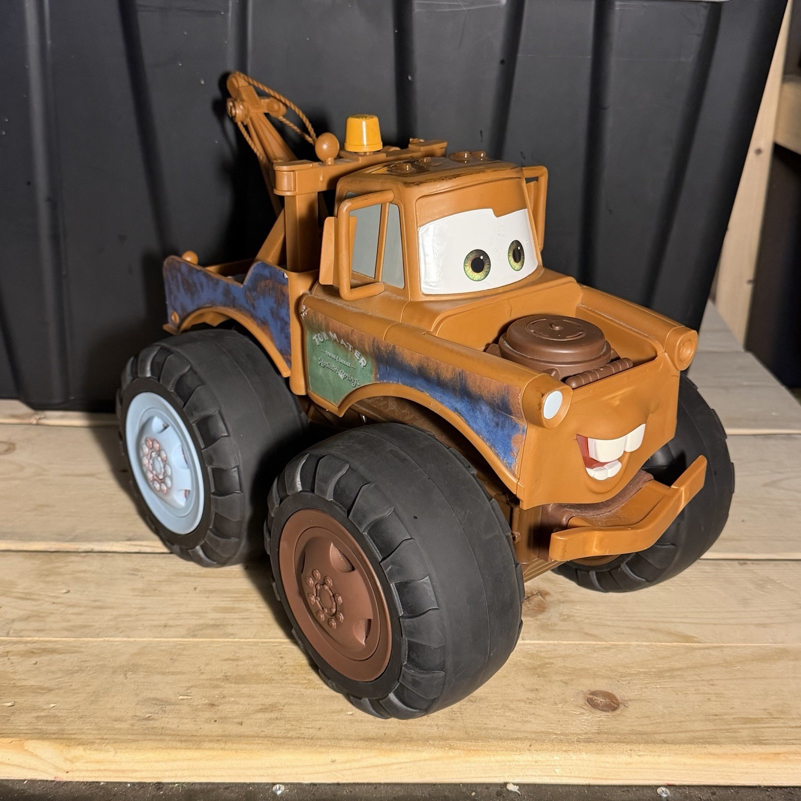 S Tow Mater Large Talking Push Pull Truck Toy Jakks No Chain Works