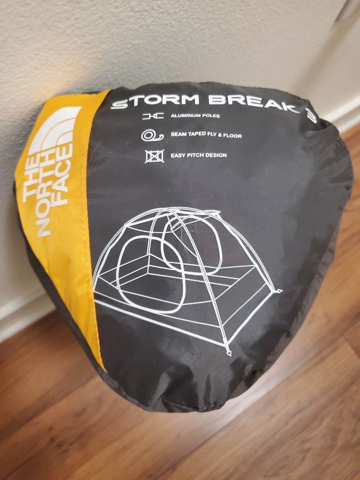 The North Face Stormbreak 3 Tent 3-Person Camping Backpacking Gold Oak/Pavement
Opens in a new windo