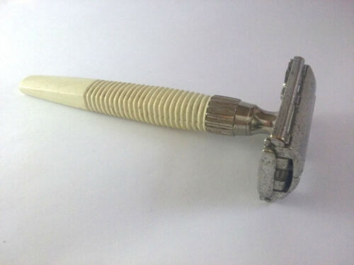 Rasoio Gillette Vintage 1960 Slim Twist Sicurezza Aperto La Farfalla Made in ... - Foto 4 di 10