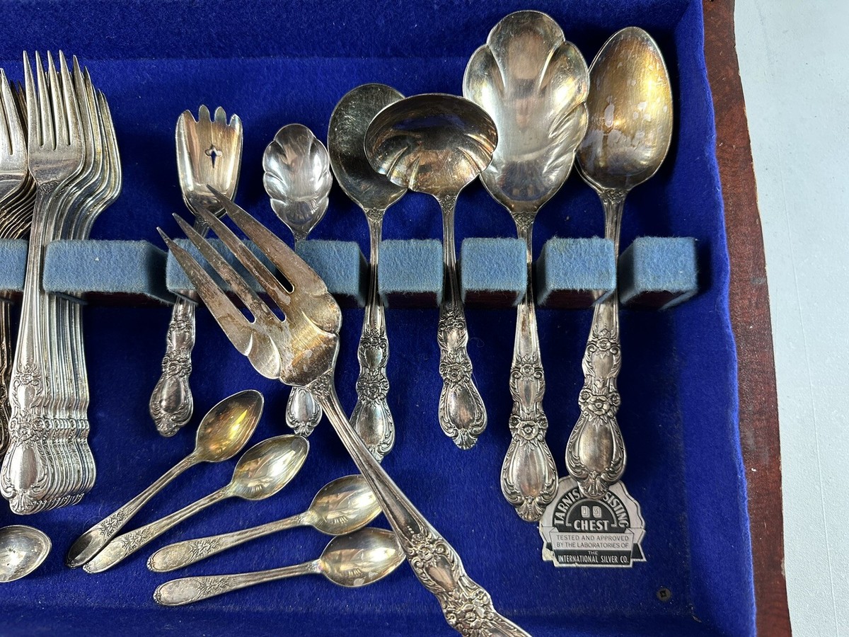 VTG Lot Set of 79pcs 1847 ROGERS BROS IS HERITAGE SILVERWARE