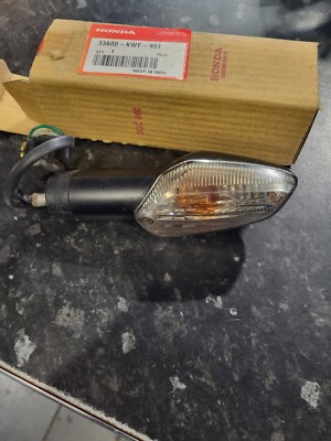 NEW REAR LEFT INDICATOR TO FIT HONDA CBF125 ALL YEARS NOT FOR CB125F 1 thumbnail image