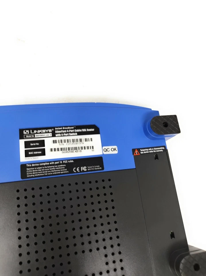 Linksys EtherFast 4-Port Cable/Dsl Wired Router BEFSR41 Ver.2 - Image 4 of 4