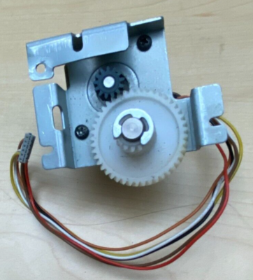 Shinano Kenshi Stepper Motor STP-42D139-03 2AV1222 for CNC Mill