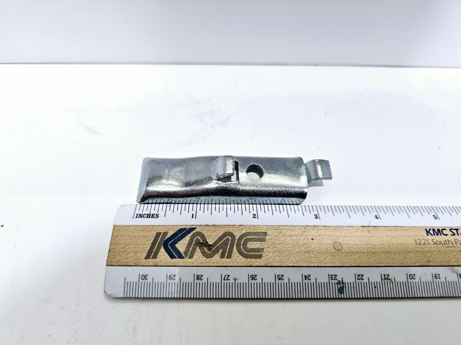 Lot Of 200 TriBoro Shelving Clips Industrial Metal Shelf Safety Clips