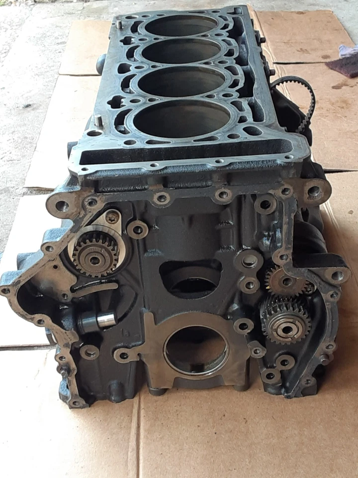 Bloque de cilindros de motor turbo VW Tiguan 2,0 L 135 k OEM sin envío Foto 4 de 4