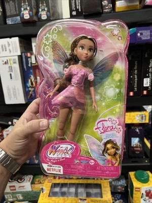 Winx Club Flora 11.5-Inch Fairy Doll