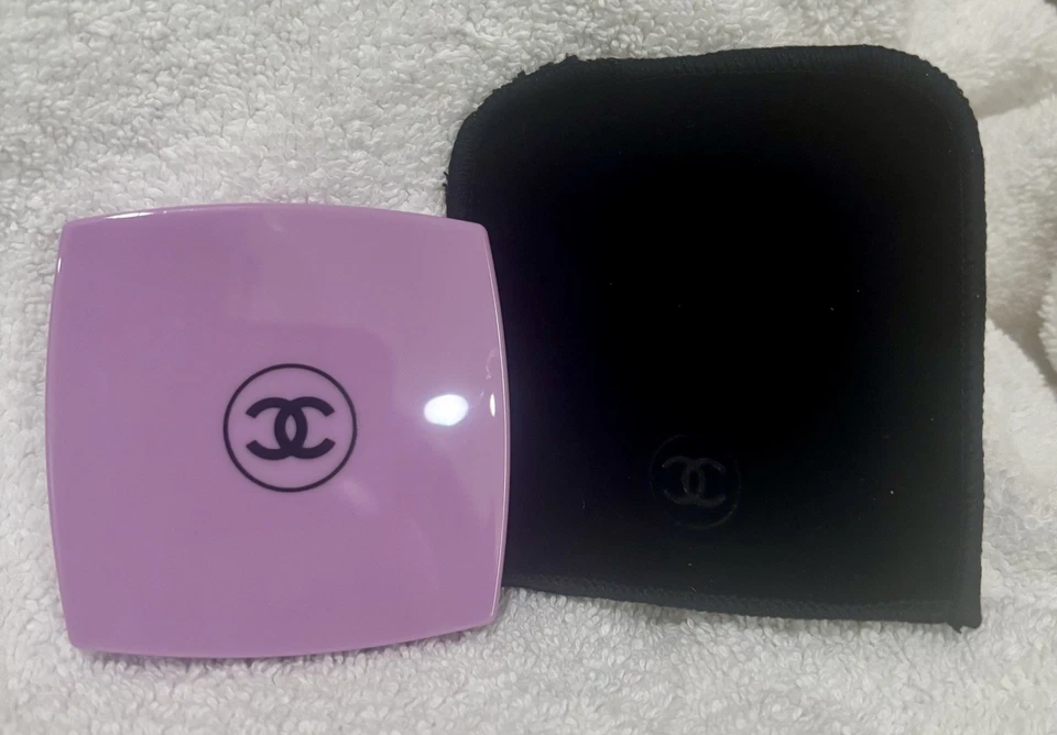 CHANEL Espejo Duo Compacto Doble Faceta Maquillaje Lila Nuevo en Caja Foto 4 de 4