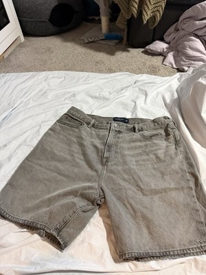 Abercrombie & Fitch Authentic Rigid Denim Loose Short Men s 38 Grey Wash