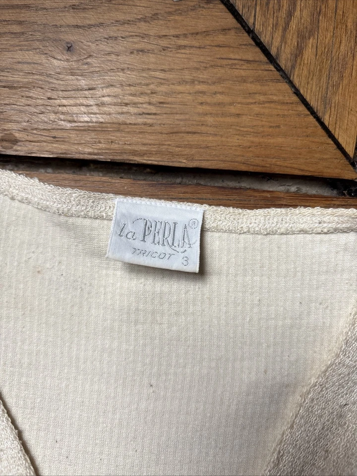Body La Perla - Photo 2/4